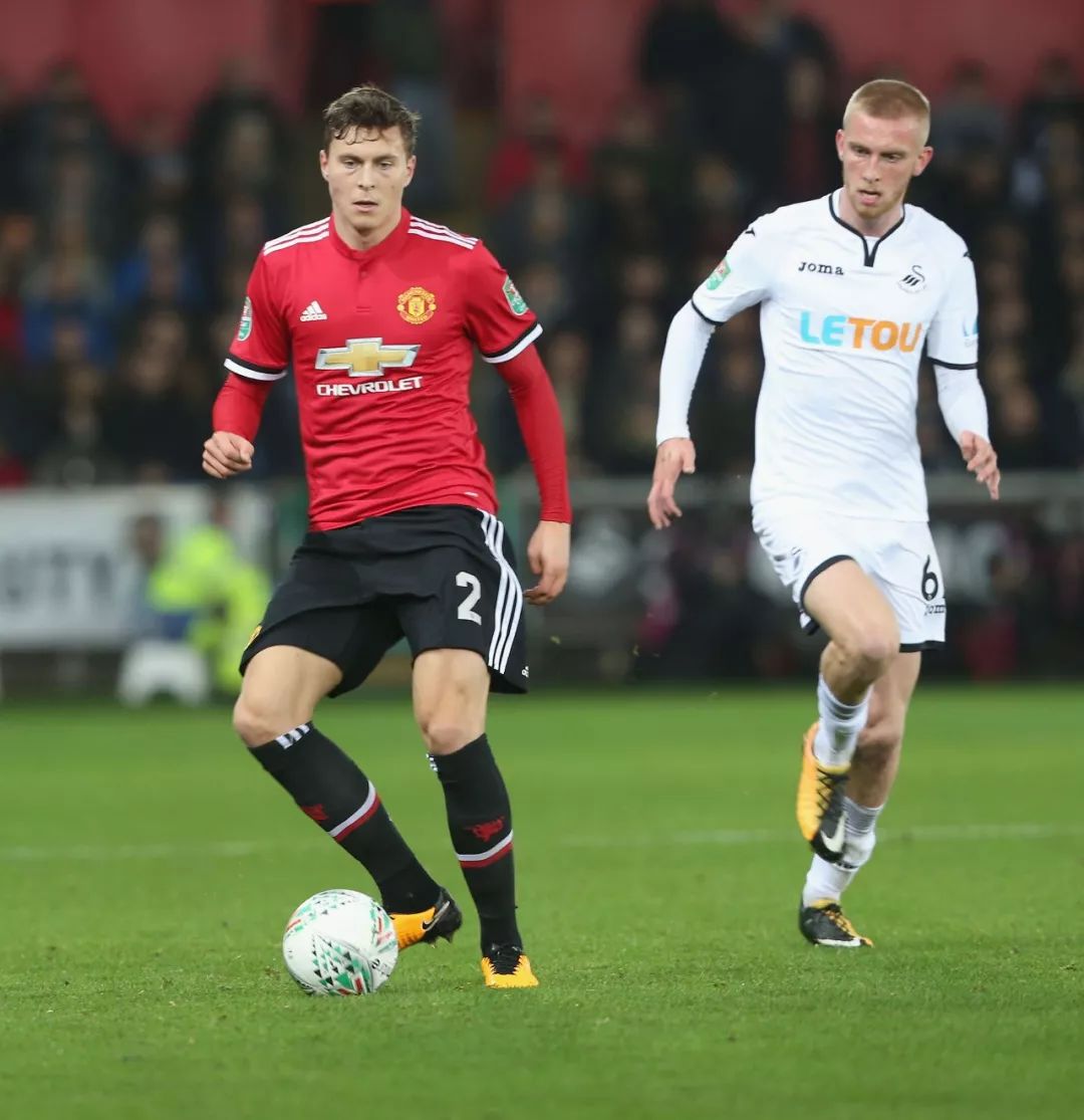 匈牙利以堅 匈牙利以堅